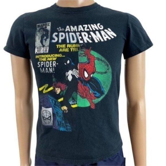 THE Amazing Spider-Man Issue 252 The Rumors Are True T-shirt Size Small Marvel - Picture 1 of 5